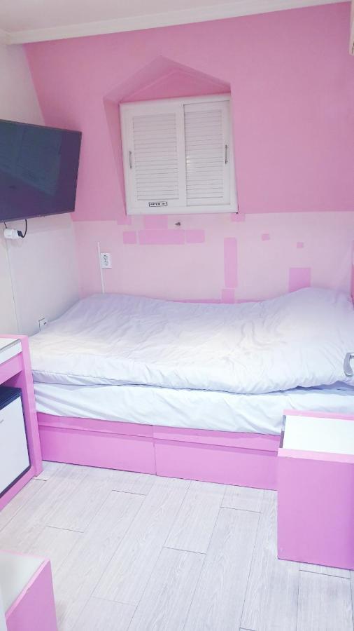 Oppa Sinchon-hongdae Hostel Seoul