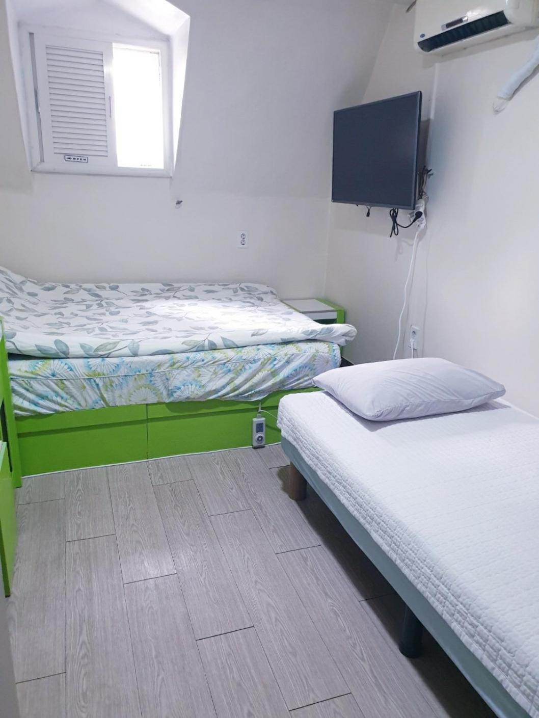 Hostel Oppa Sinchon-hongdae *