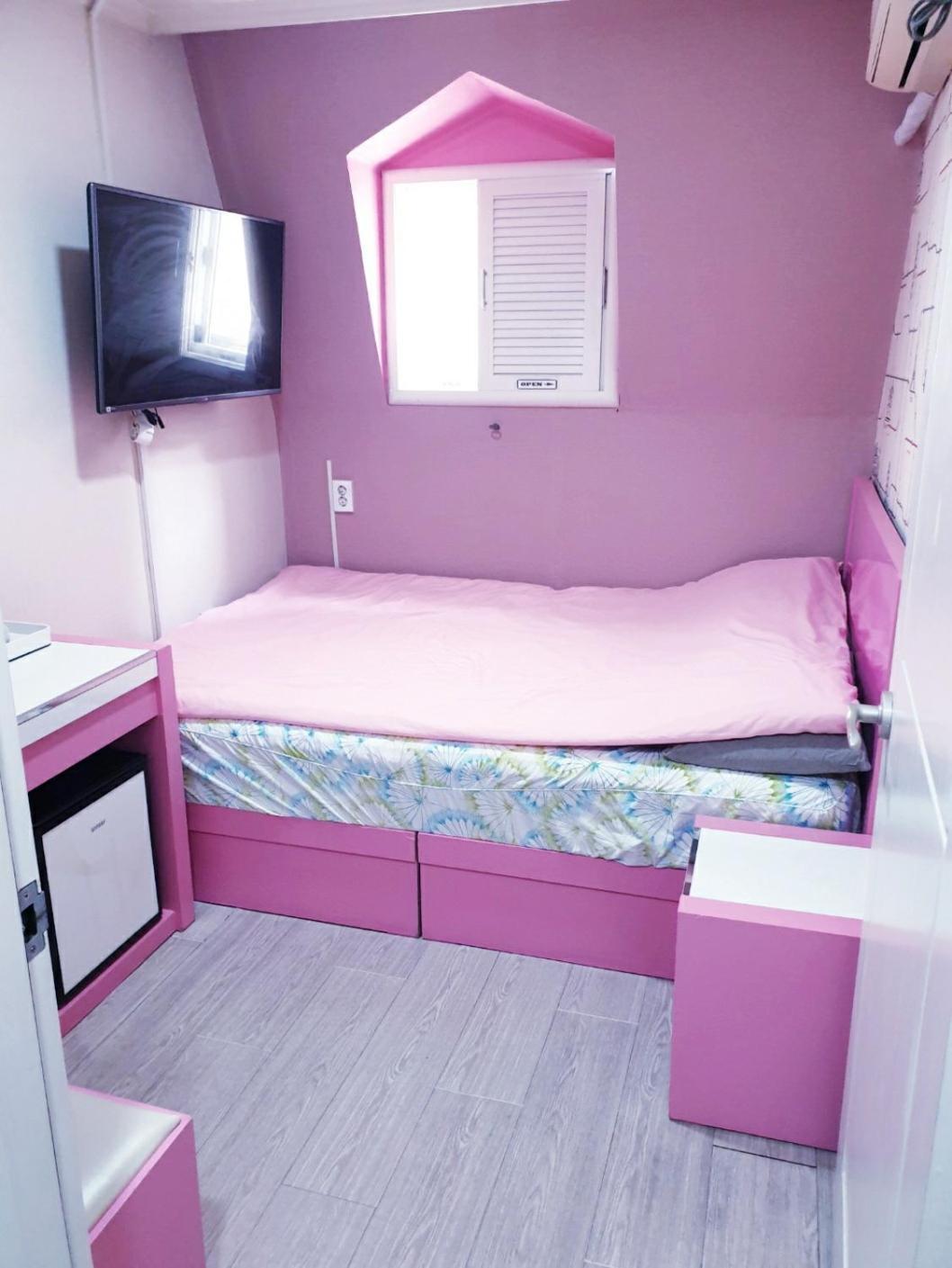 Hostel Oppa Sinchon-hongdae Seoul