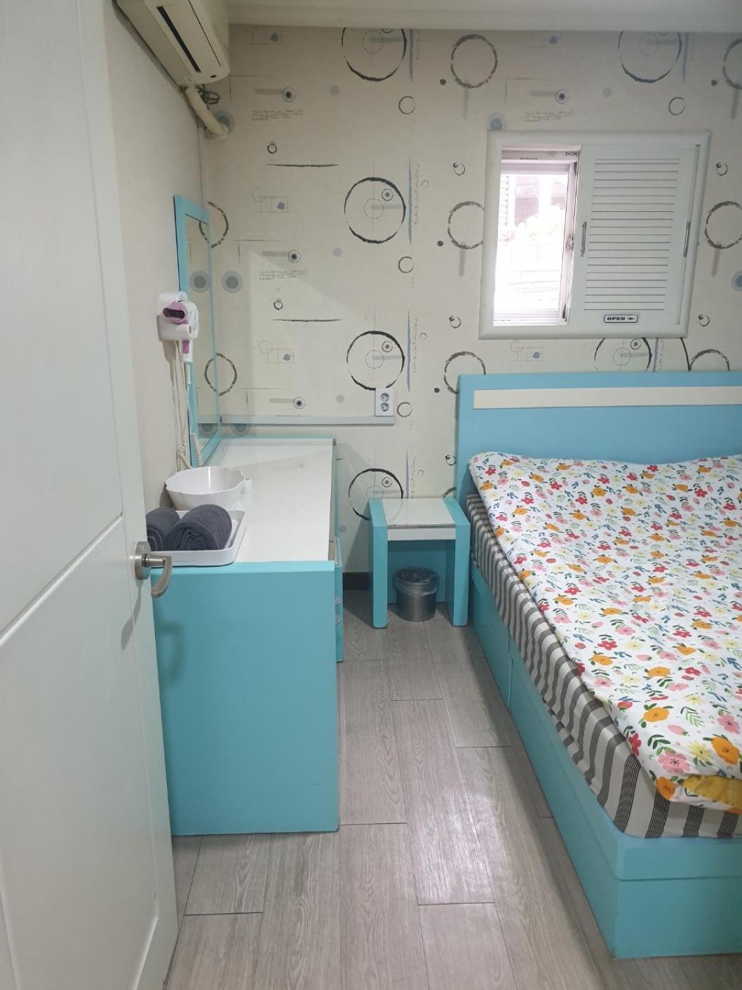 Hostel Oppa Sinchon-hongdae