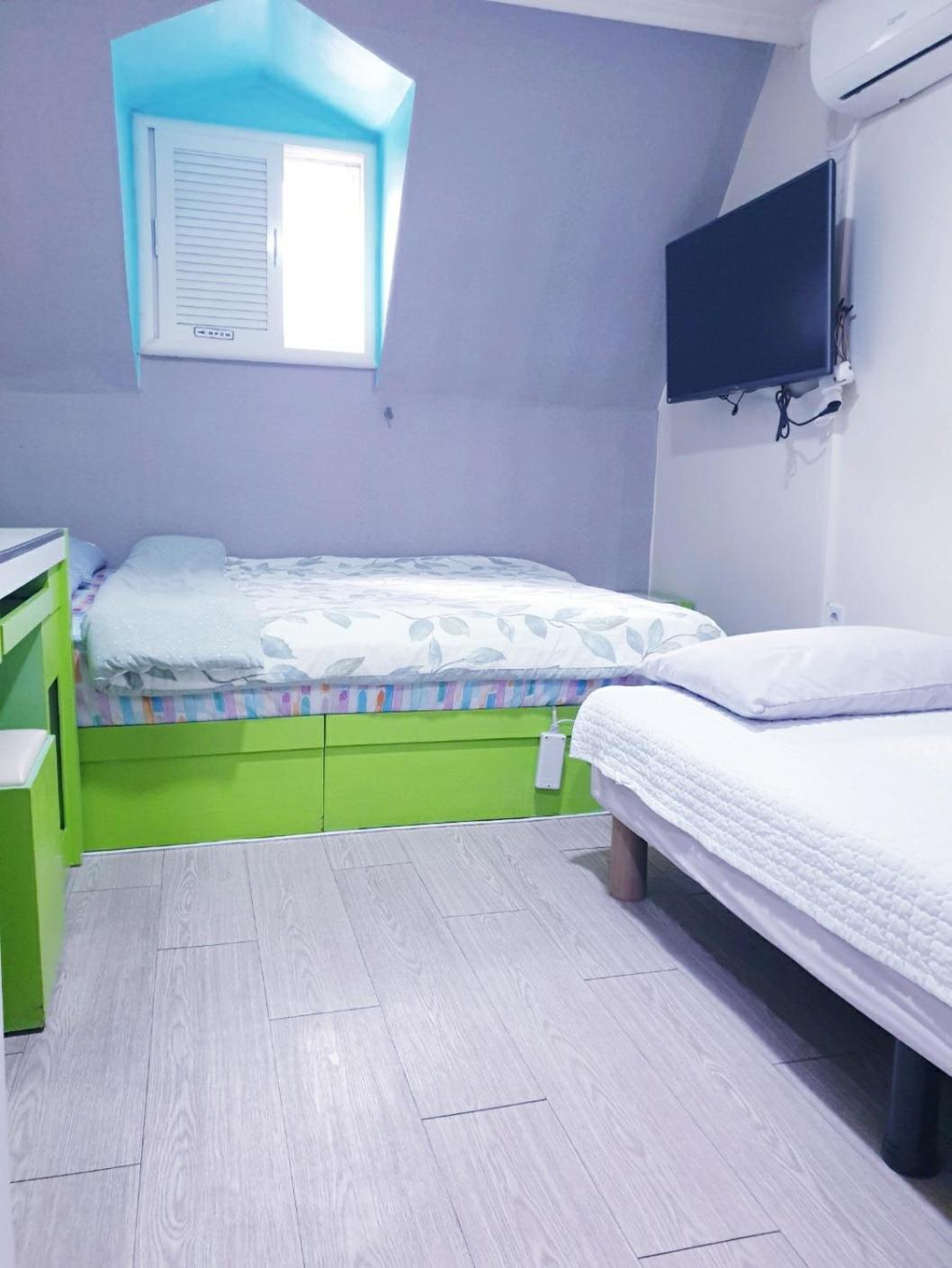 Oppa Sinchon-hongdae Hostel